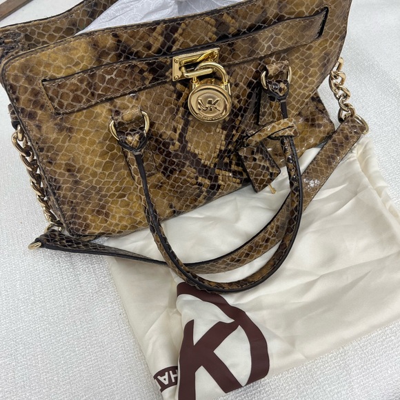 Michael kors purse - Picture 4 of 5